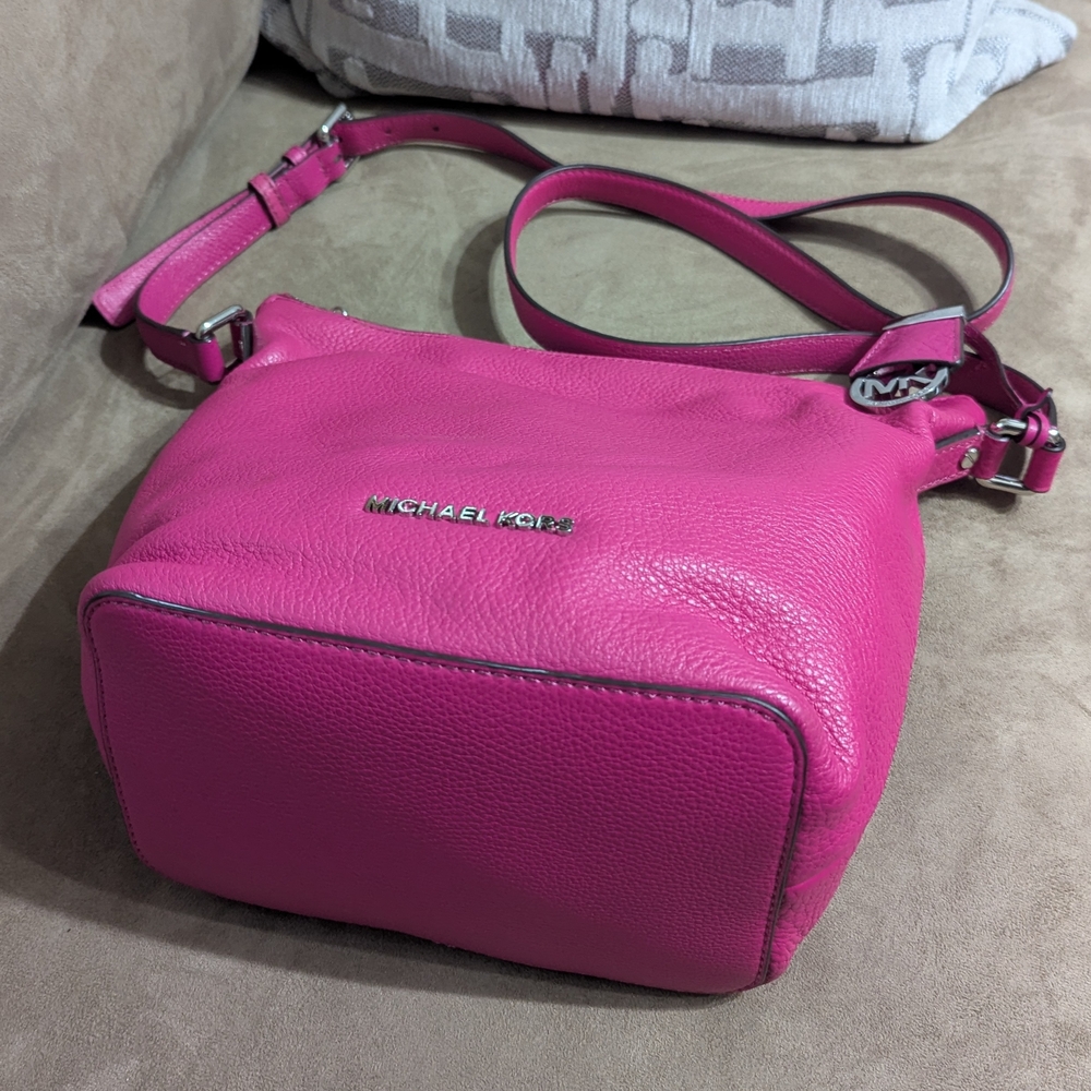 Michael Kors Fuchsia Crossbody Bag - Picture 2 of 6
